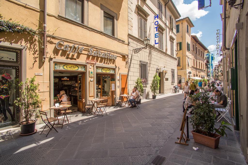 Hotel Nuova Italia Florenz Exterior foto