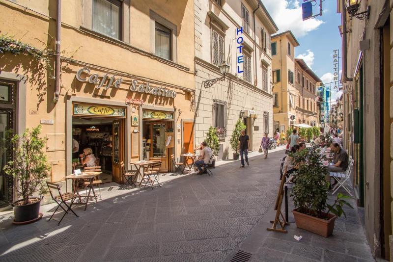 Hotel Nuova Italia Florenz Exterior foto